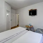 Check In بيت ضيافة Stolac